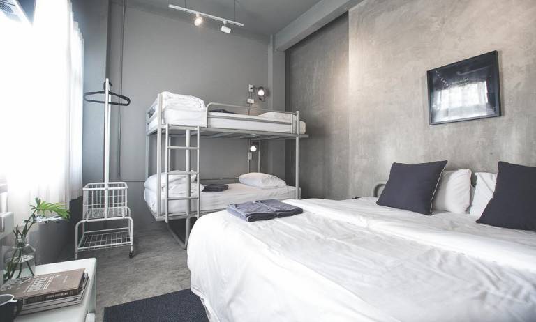 2W Bed Breakfast Bangkok