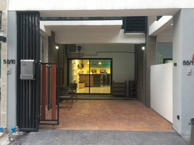 Moments in Bangkok FM Hostel at Siam