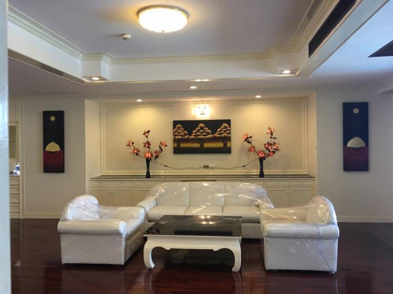 7-C Oriental Towers Condominium