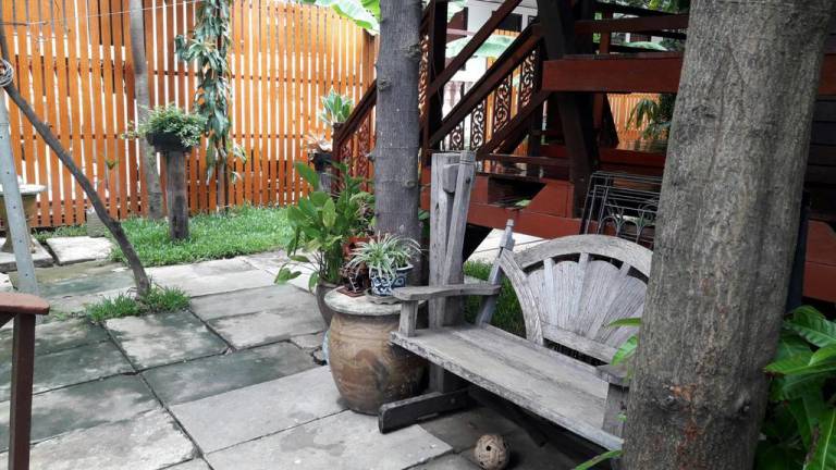 Fahsai Antique Homestay near BRT