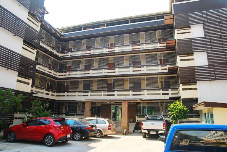 Ze Residence