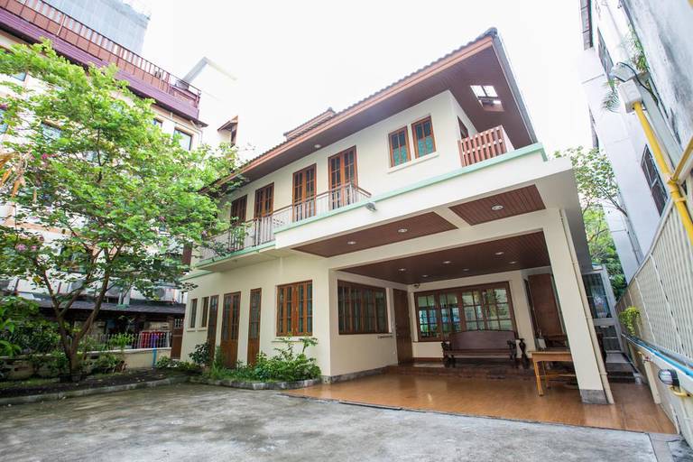Chan Guest Villa