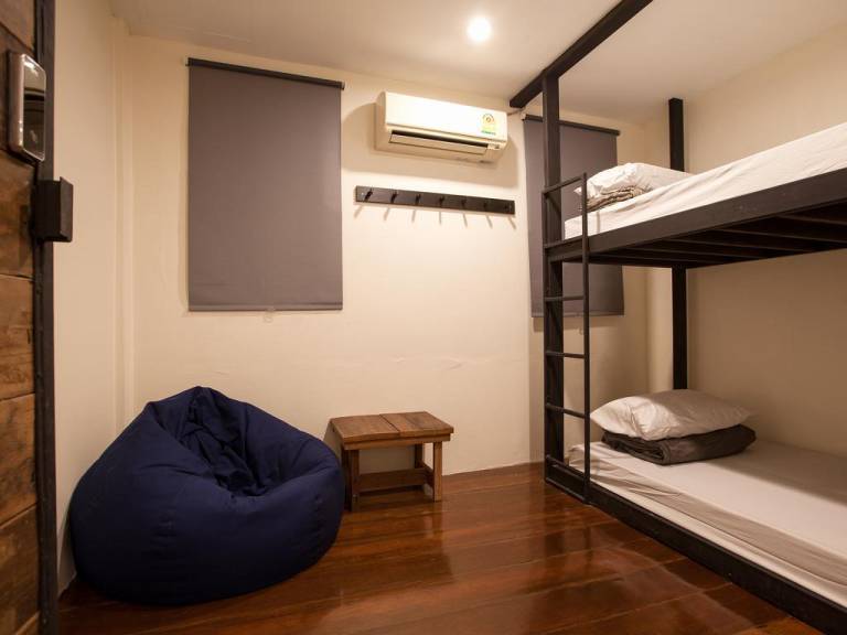 Dilokchan Hostel