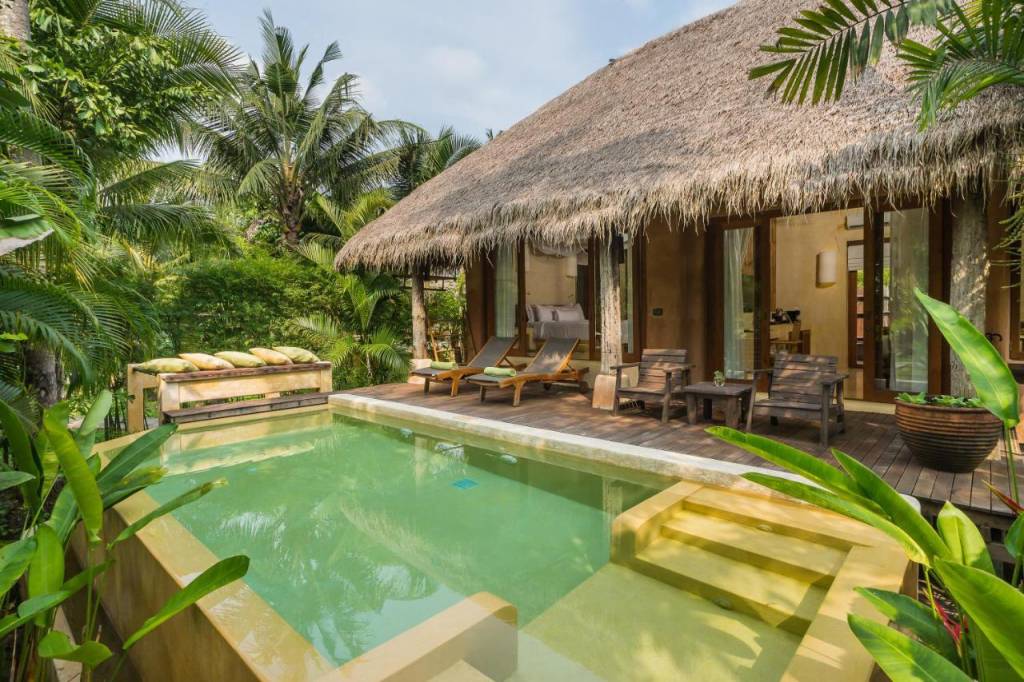 High Season Pool Villa & Spa 5*
