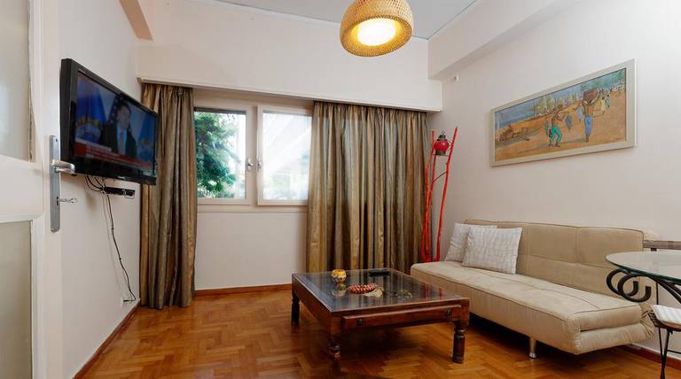 Oro's Stylish Kolonaki Flat Next to Metro & Museums
