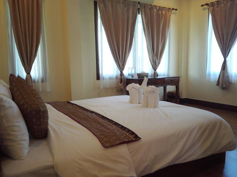 Baan Bussaba Hotel