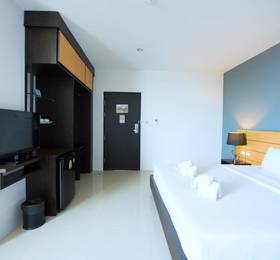 Lee Hotel в Сурат-Тхани