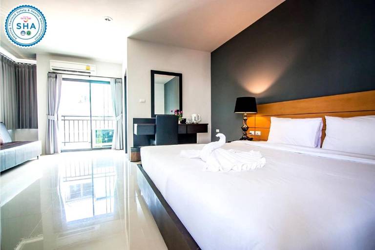 Lee Hotel