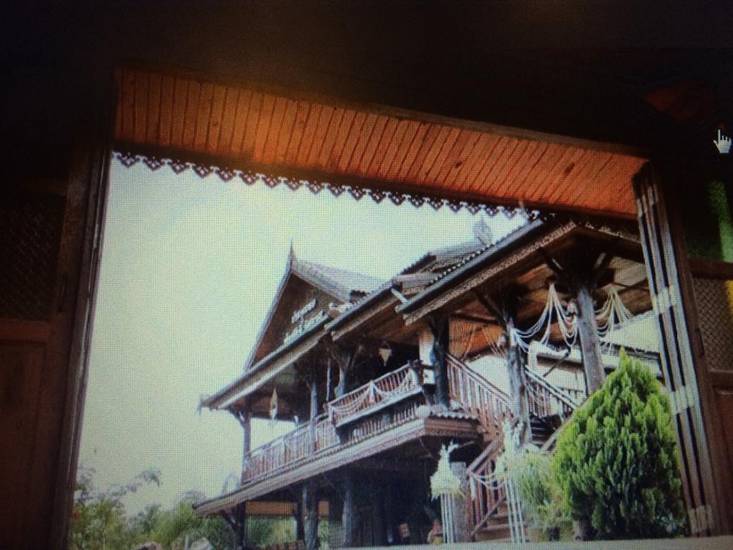 Ruen Thai Nai Bang Таиланд, Сурат-Тхани