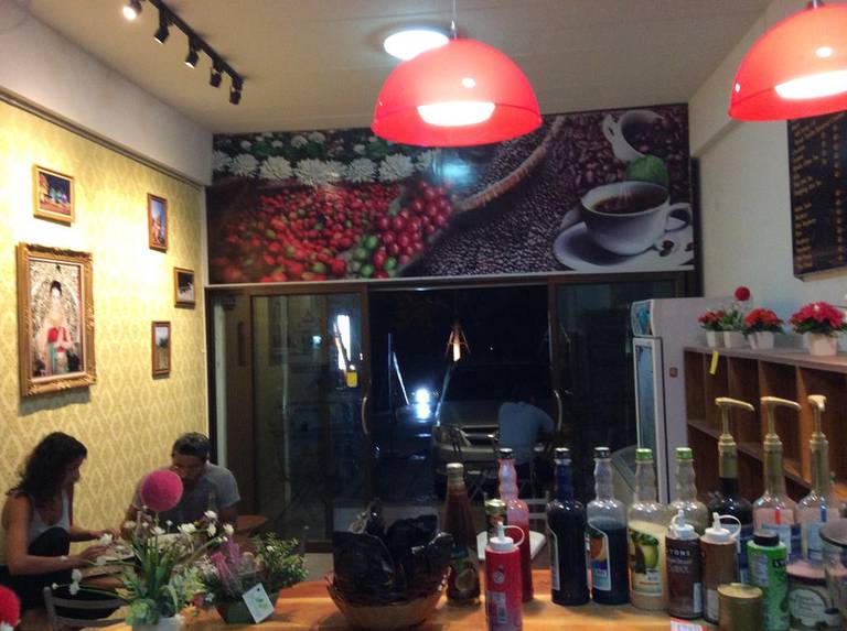 Amaretto Hostel & Amaretto De coffee Home