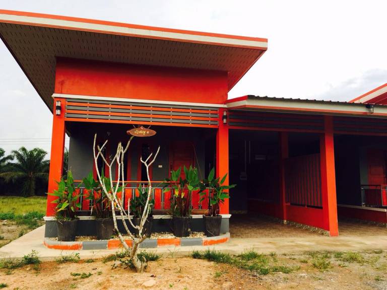 Bua Chompu Resort