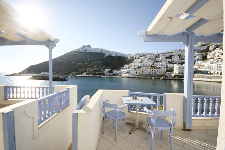 Vithos Seaside Aparthotel