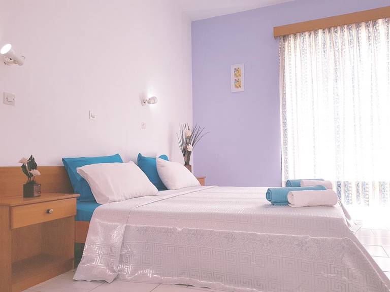 Pyrgos Hotel Apartments
