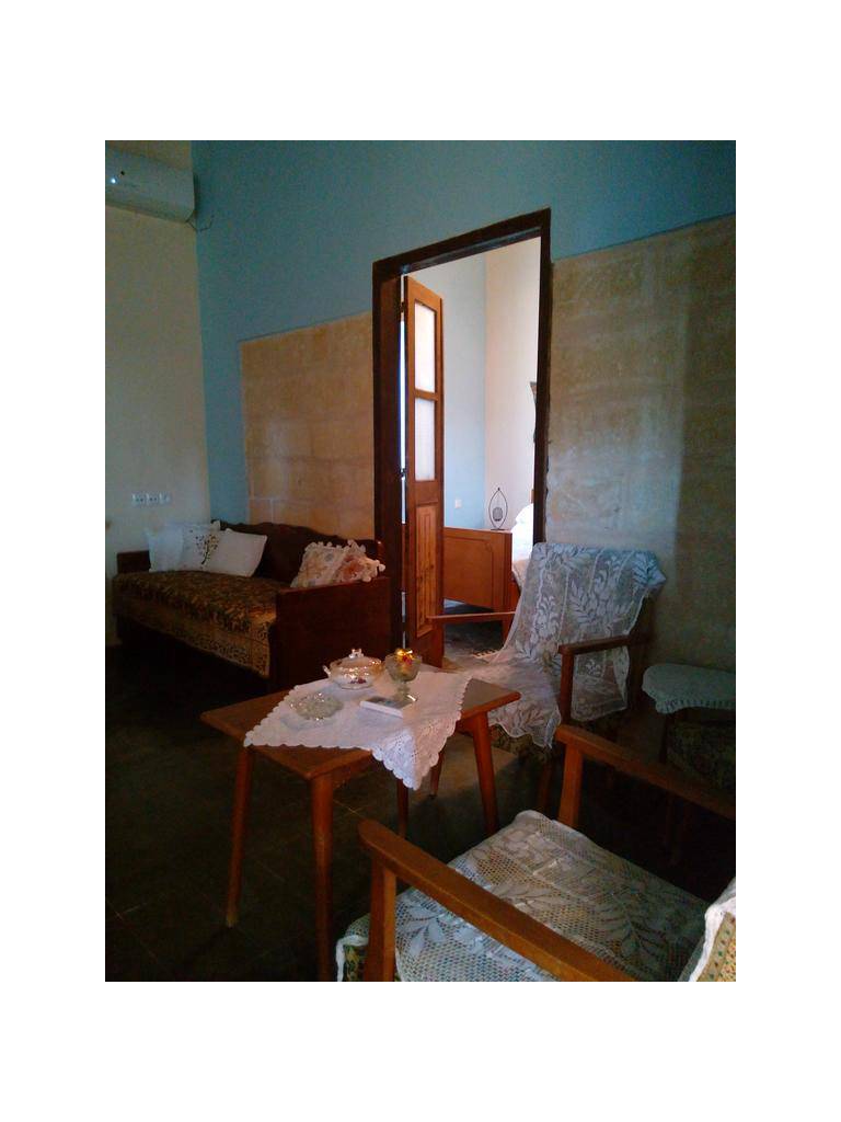 Elena's Traditional Village Suite