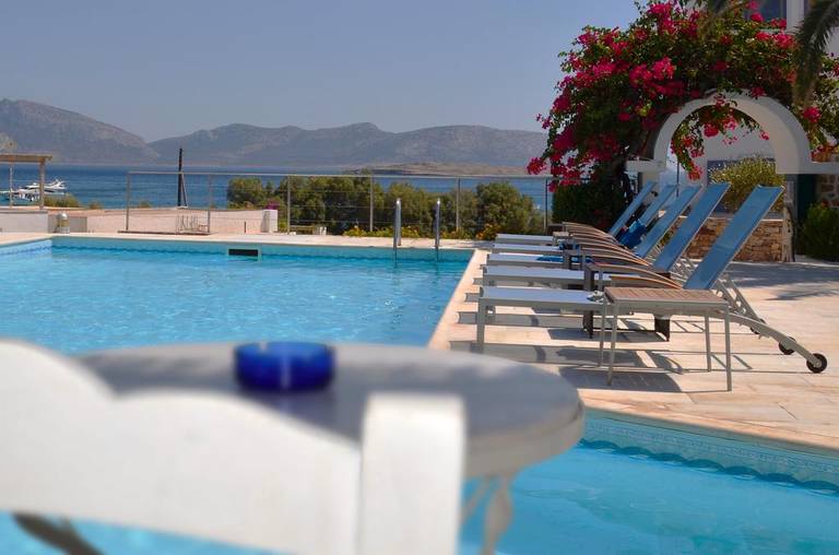 Keros Art Hotel