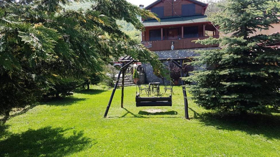 Chalet Parea Греция, Метаморфоси