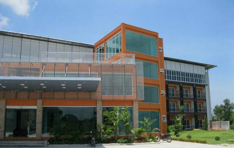 Chawlada Hotel