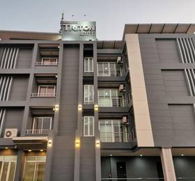 Triton Place в Накхонратчасиме