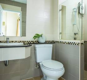 Central Place Serviced Apartment в Чонбури
