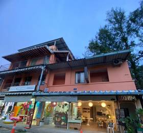The Sandy House Khaolak в Као Лак