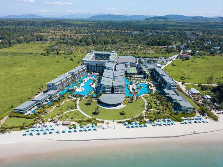 Le Meridien Khao Lak Resort & Spa - SHA Plus
