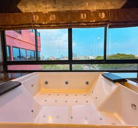 Thongtara House Boutique Hotel в Бангне