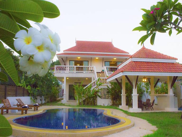 Diamond Pool Villa