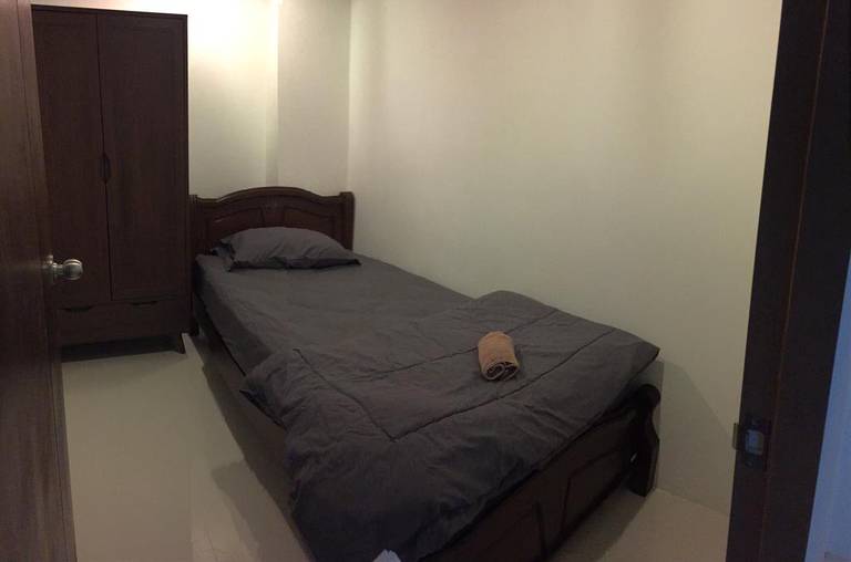 Fon Apartment at The Pixels Condominium