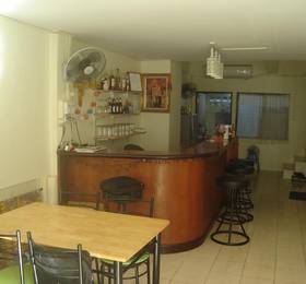 For Friends Guesthouse в Чалонге