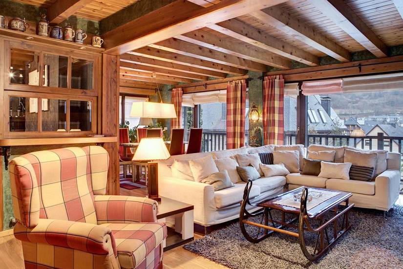 Casa Arroquets Испания, Вьелья