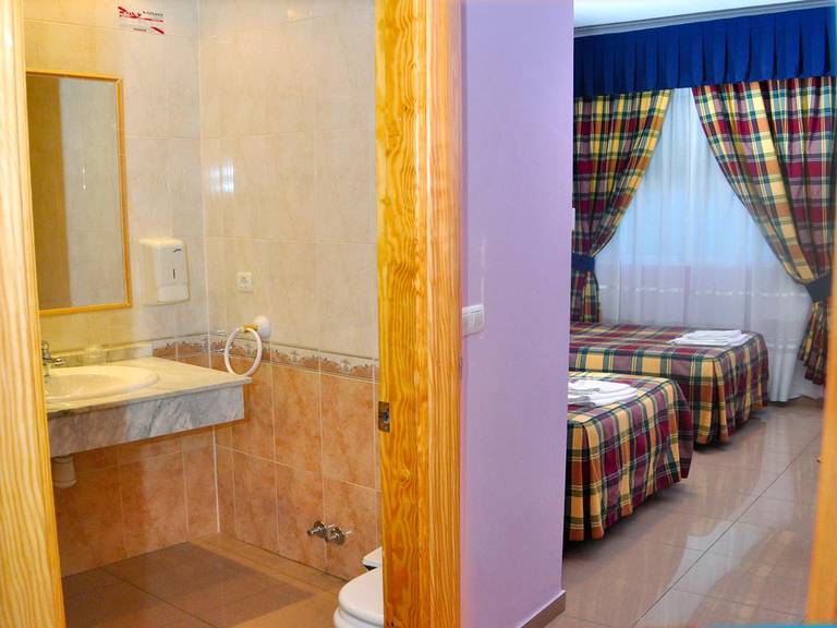 Hostal Valdepenas