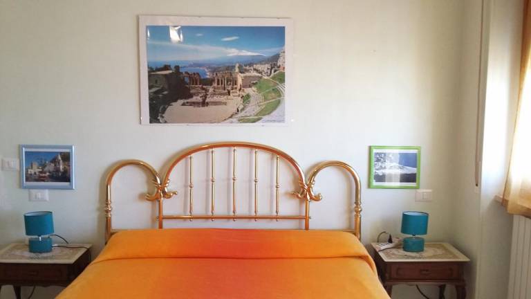 Sun Apartment