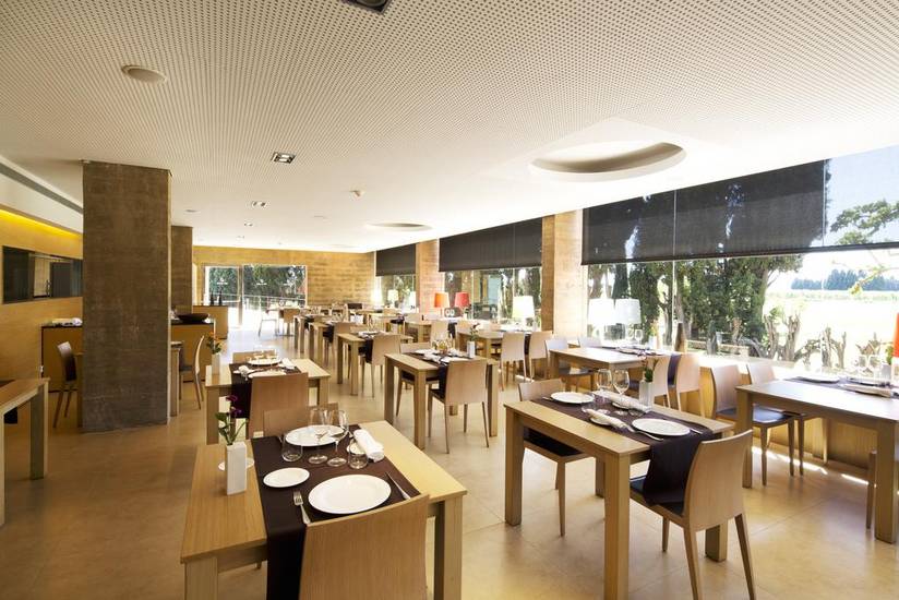 URH - Hotel Moli del Mig 4* Испания, Торроэлья-де-Монгри