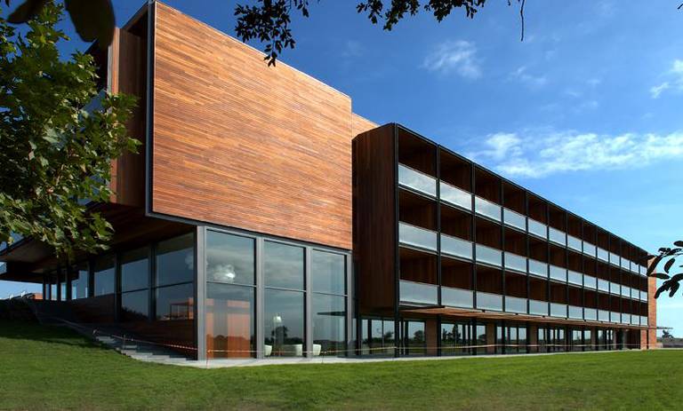 DoubleTree by Hilton Hotel Emporda & SPA