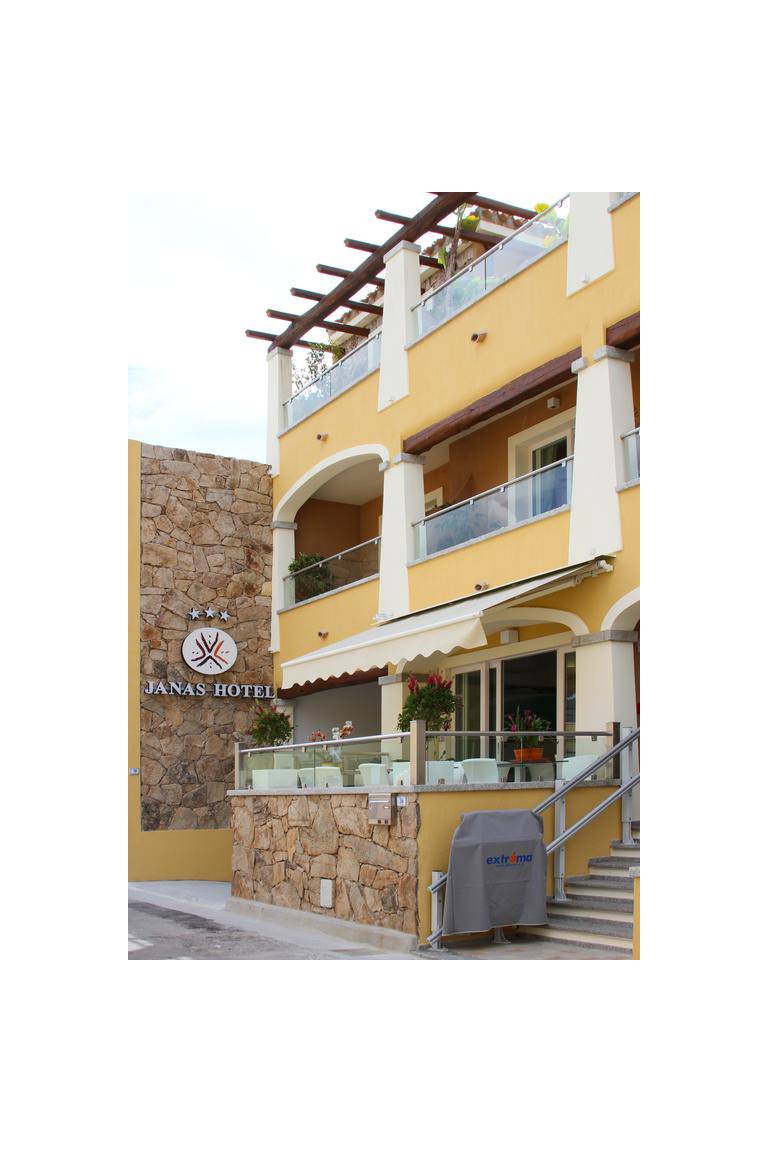 Janas Hotel
