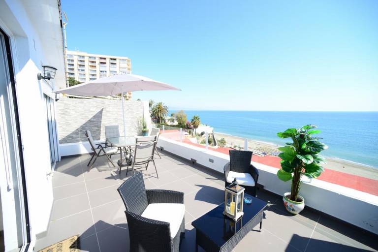 Seashore Bungalow Stunning