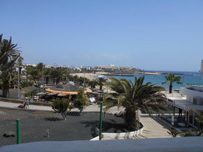 RealRent Costa Teguise Beach