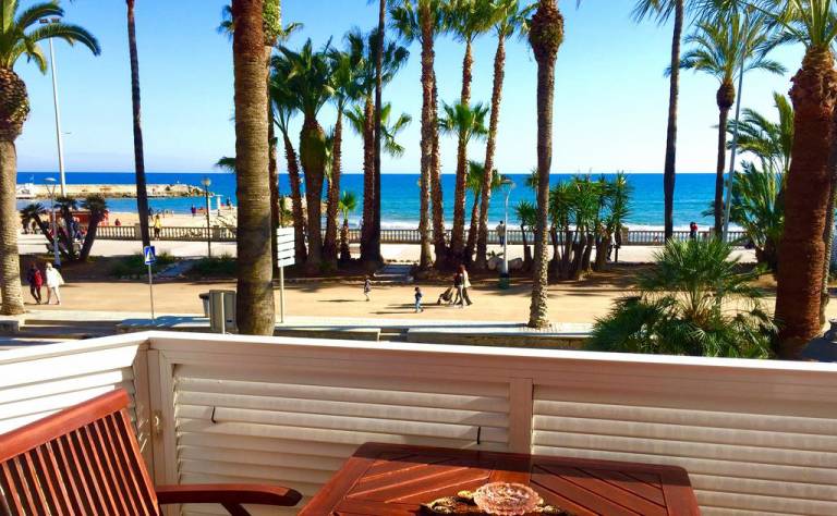 Sitges Seafront Apartment
