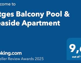 Sitges Balcony Pool Seaside Apartment в Ситжесе