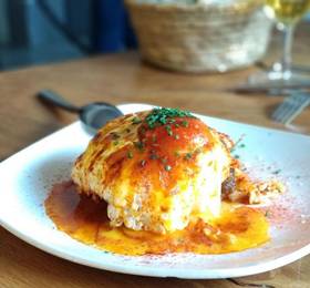 Туры в The Corner House в Испании