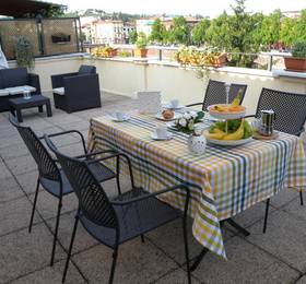 La terrazza sul fiume в Вероне