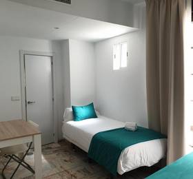 Apartamentos Dona Lola в Севилье