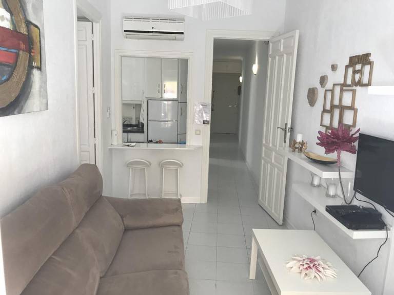 Bromham Apartment