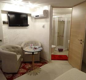B B Venezia In Suite Apartments в Венеции