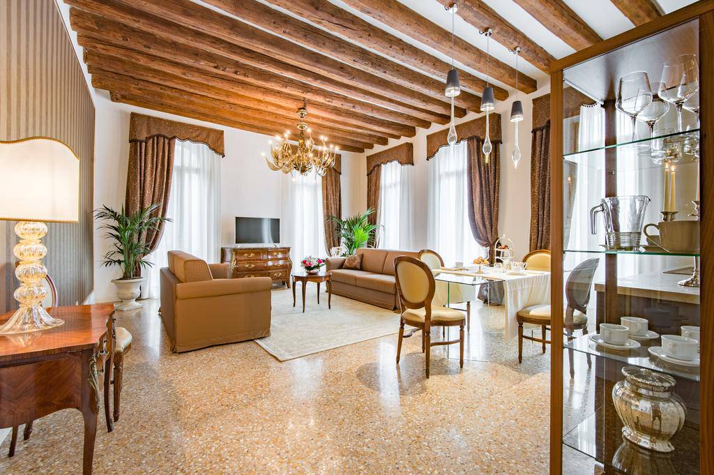 San Teodoro Palace Luxury Apartments
