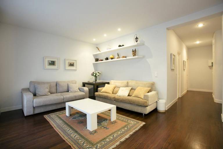 Buen Pastor Cathedral Apartment