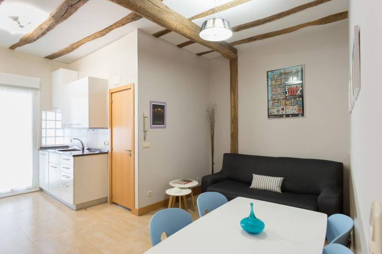 Bretxa Old Town - IB. Apartments
