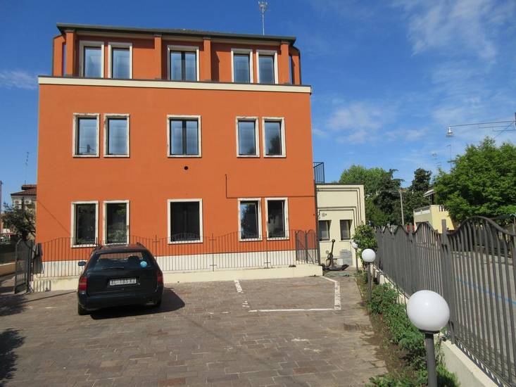Train Station Apartments Италия, Венеция