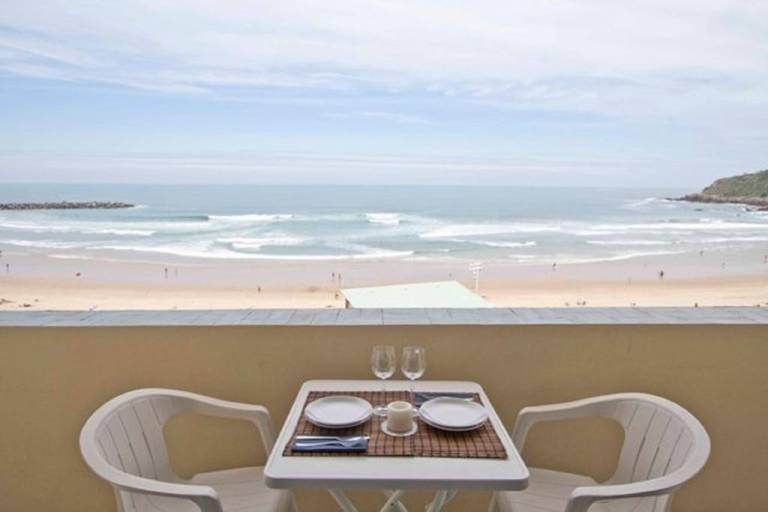 The Rentals Collection | Zurriola Beach - Lapurdi 1