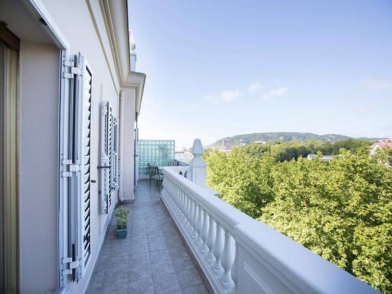 Mirador by People Rentals